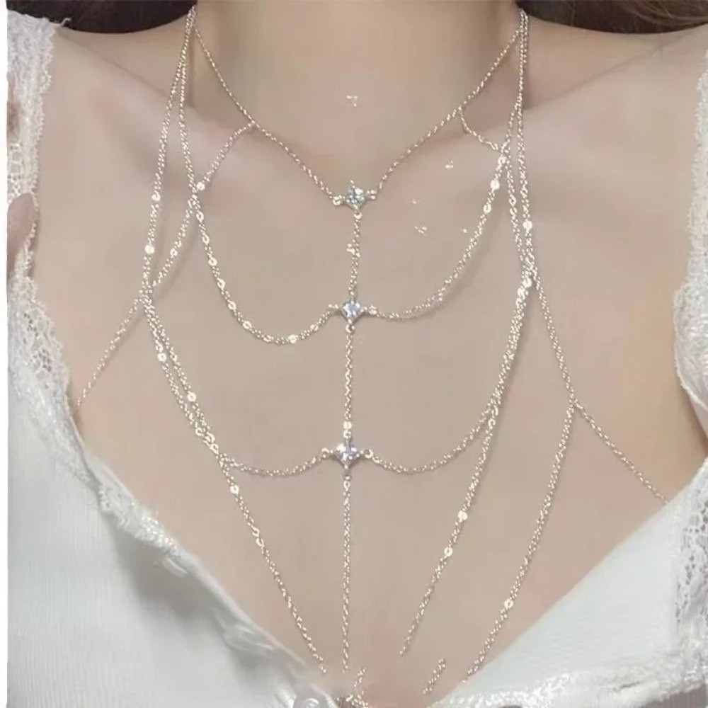 Błyszczący łańcuszek na biust  – Body Jewelry Trend recenzja i cena